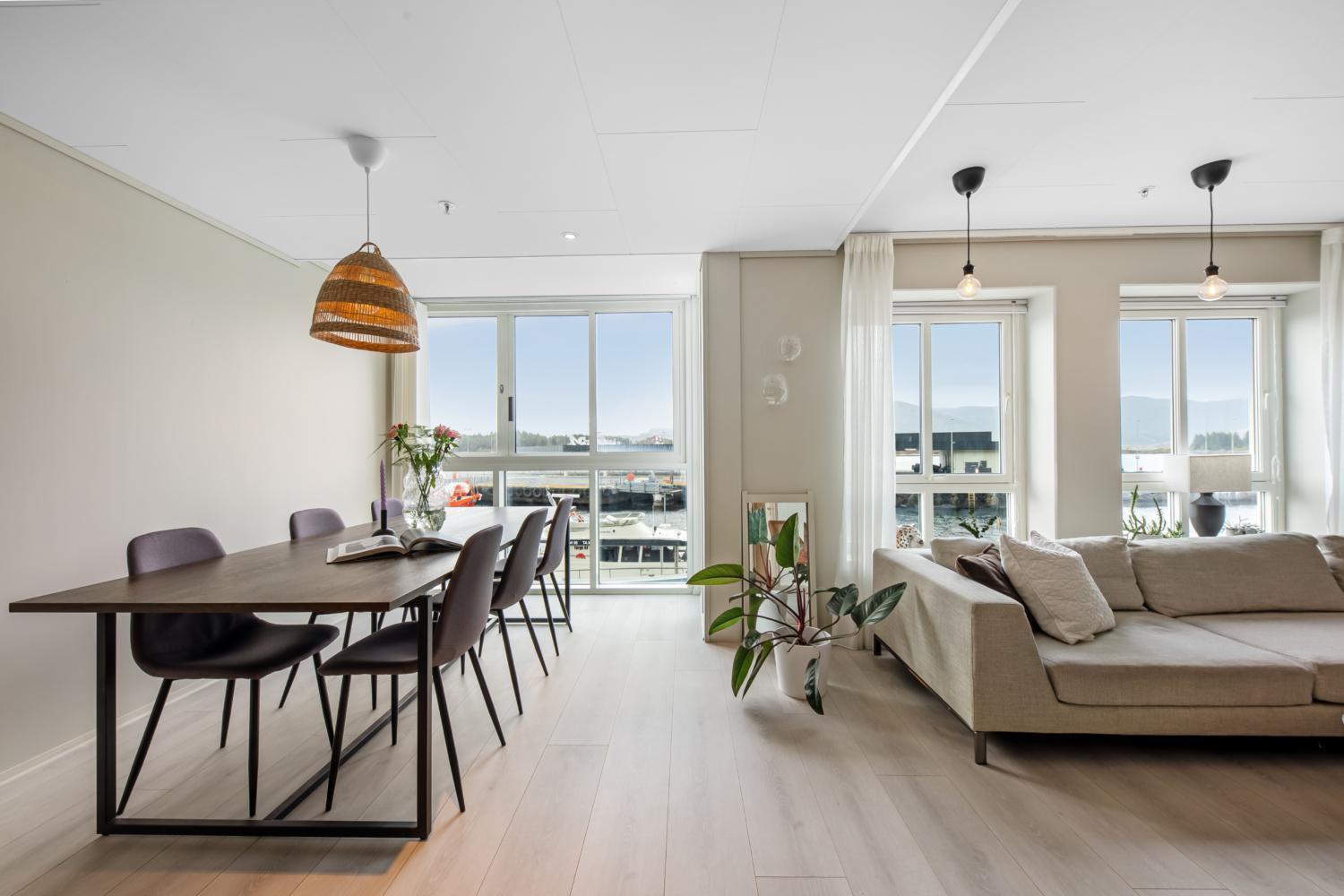 Floro Apartments Hotell מראה חיצוני תמונה
