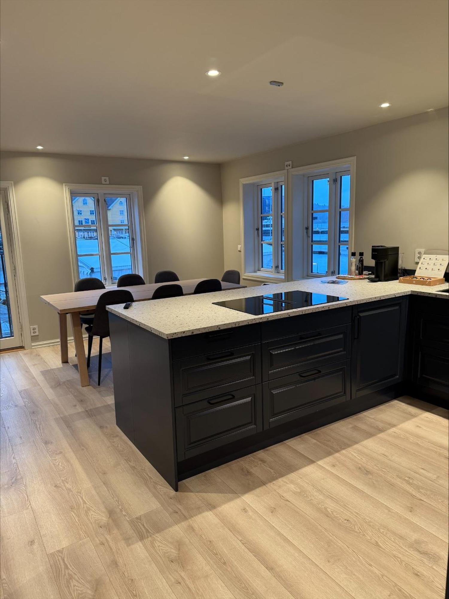 Floro Apartments Hotell מראה חיצוני תמונה