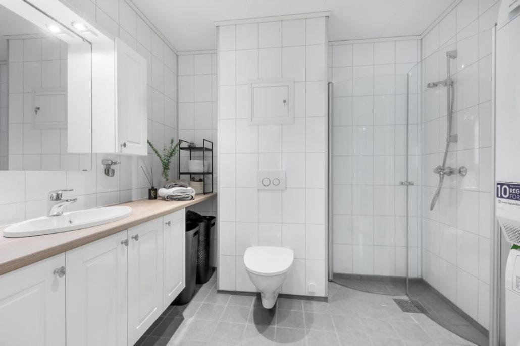 Floro Apartments Hotell מראה חיצוני תמונה